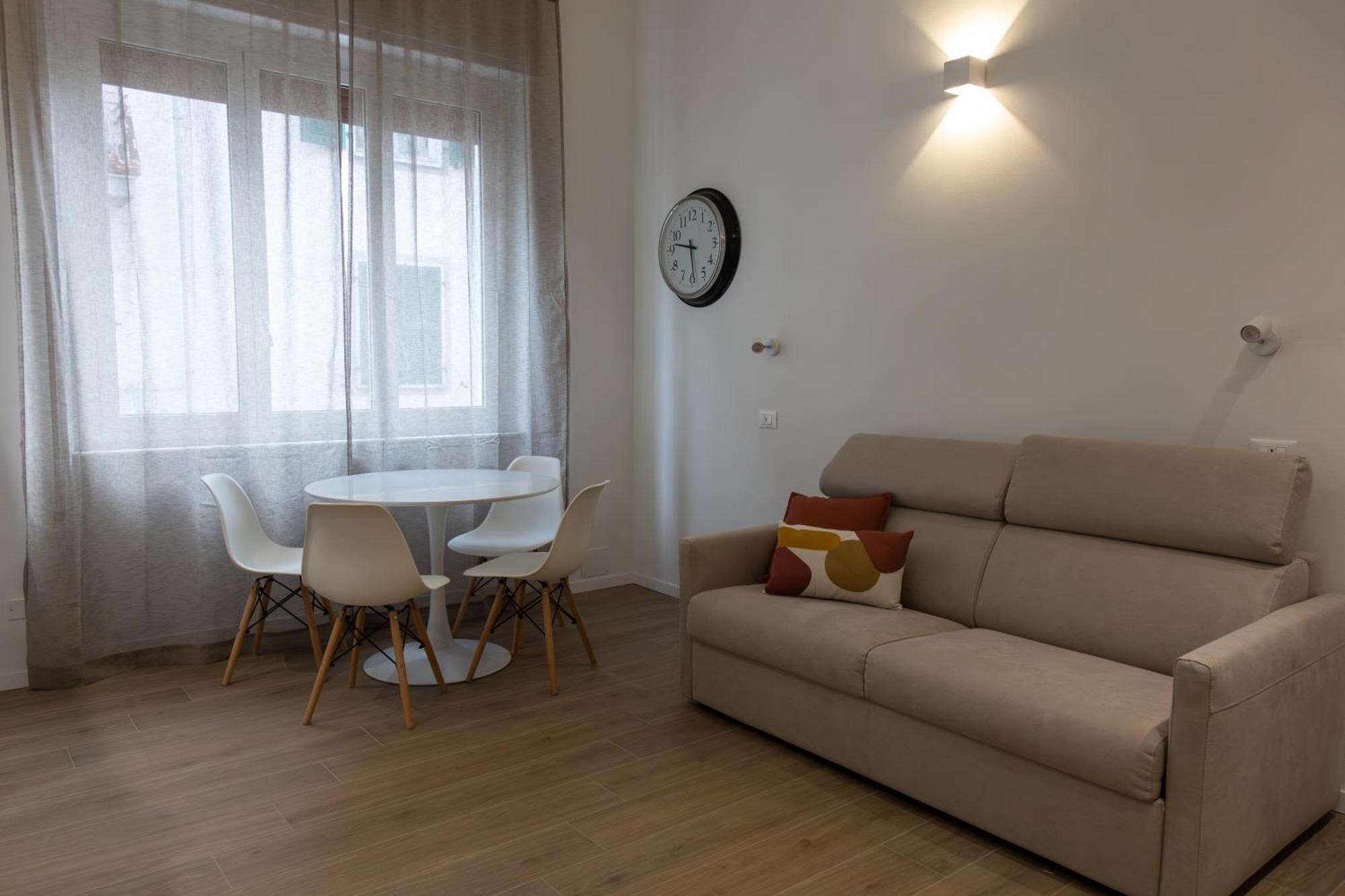 Alda Nella Piazzetta In Centro Appartement *